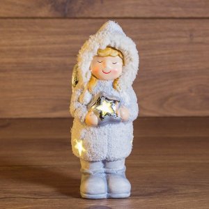 Керамическая фигурка "Снегурочка со звездой" 7,5*7,5*18 см