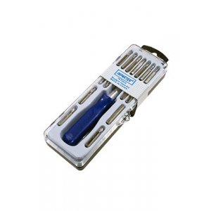 ОТВЕРТКА С НАСАДКАМИ 15 В 1