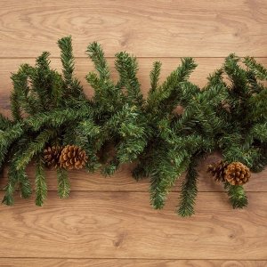 Еловый шлейф 2,7 м  с шишками Ø 36 см, ПВХ