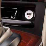 Автозарядка в прикуриватель USB (АЗУ) (5V, 1 000mA) белая REXANT