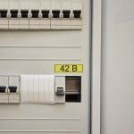 Наклейка знак электробезопасности «42 В» 15х50 мм REXANT, стоимость за 1шт ( в упаковке 100шт)