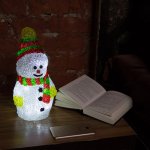 Акриловая светодиодная фигура "Снеговик с шарфом" 30 см, 40 светодиодов